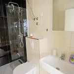 Apartment Maris *